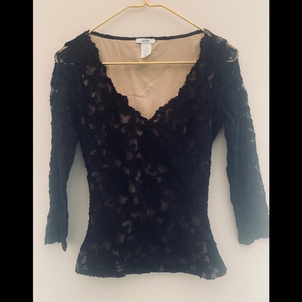 Caché Lace Top